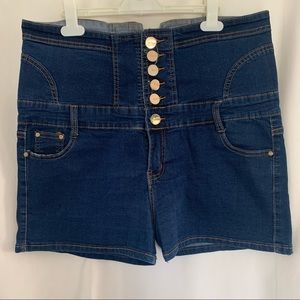 Women’s high wasted jean shorts.